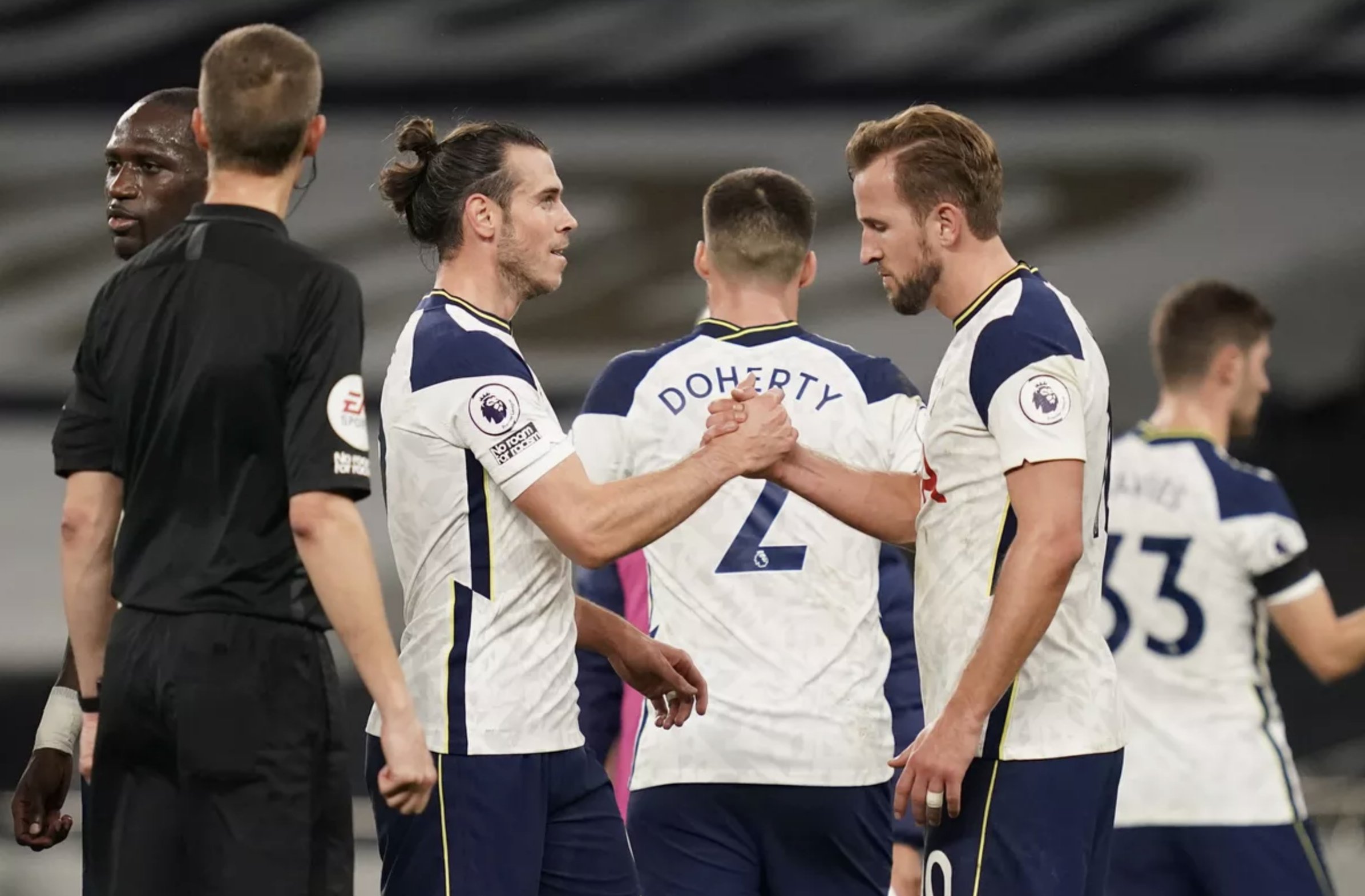 中多次出现 中多次出现