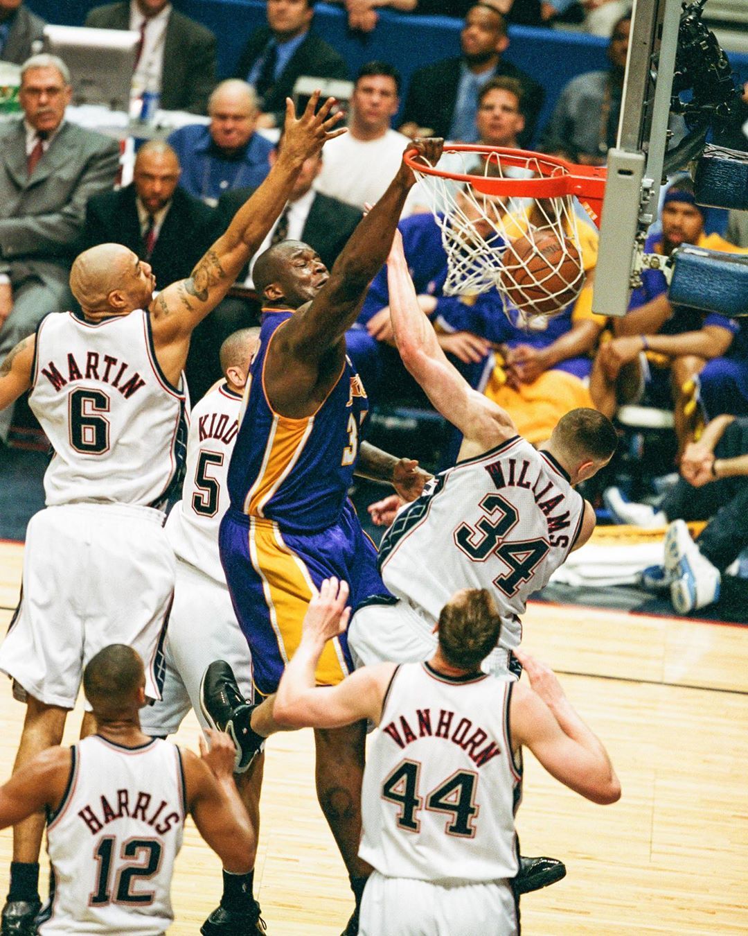 更在心理上 更在心理上