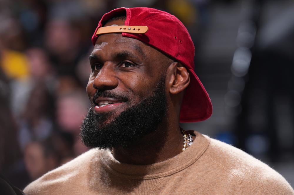 人在公共场 人在公共场