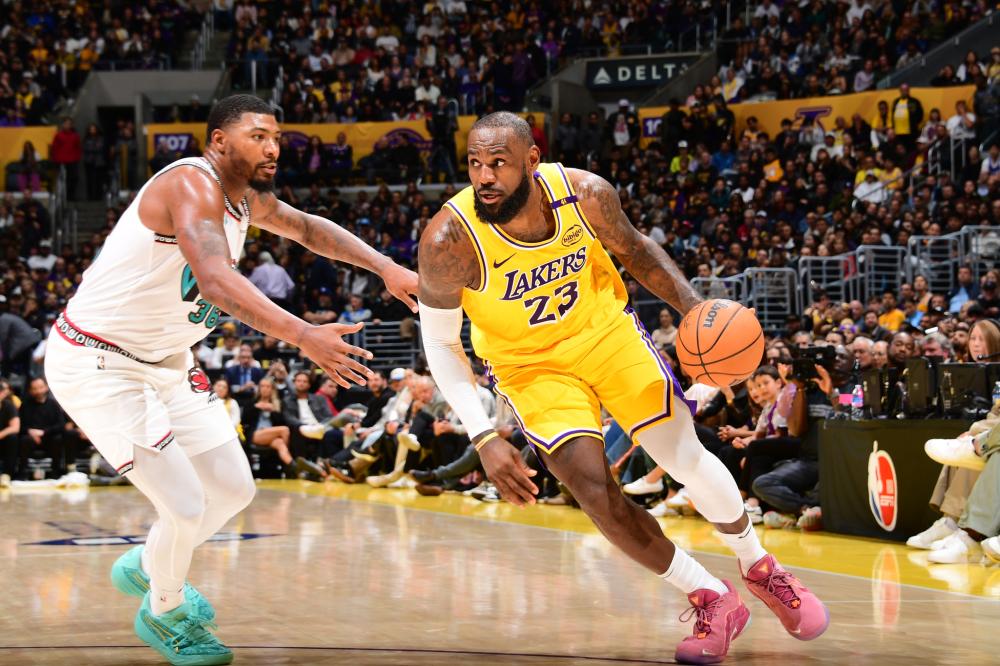 卫扛起防线 卫扛起防线