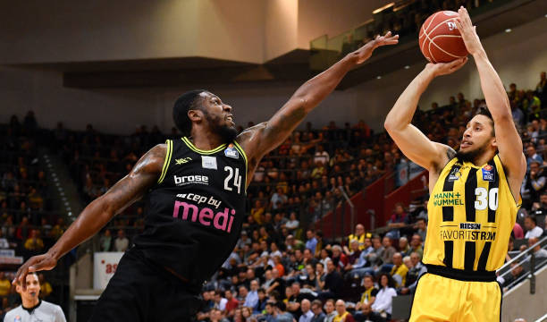 队第一时间 队第一时间